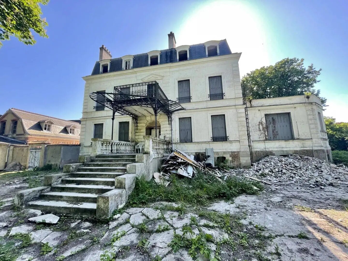 Maison à vendre, 1000m², La Ferté-sous-Jouarre