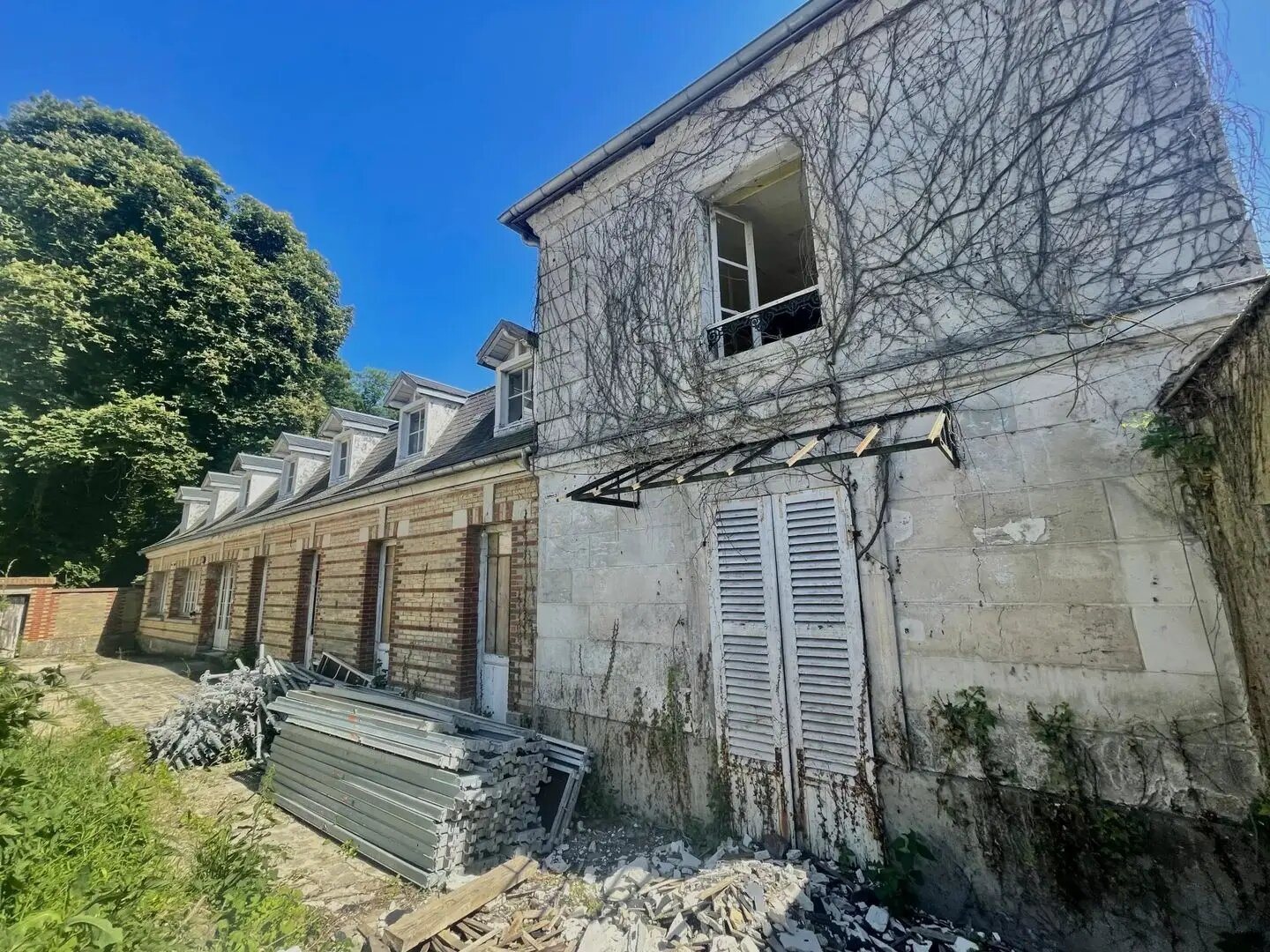Maison à vendre, 1000m², La Ferté-sous-Jouarre