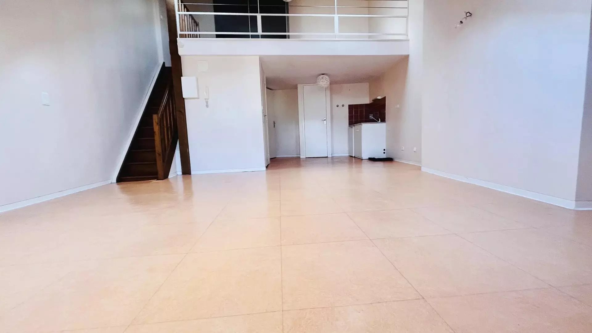 Maison à louer, 34m², Orléans