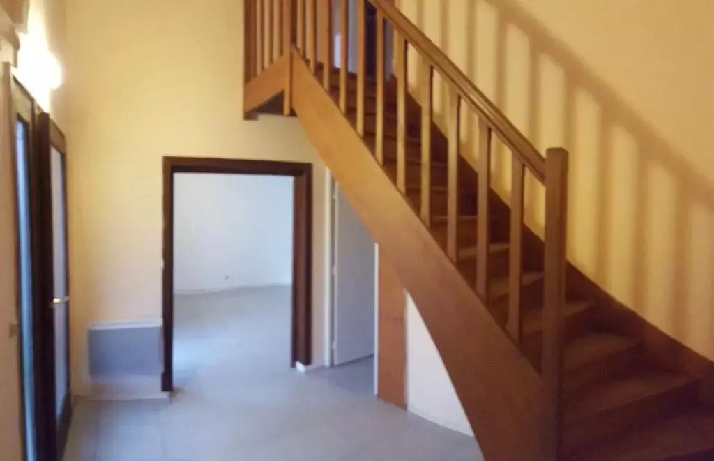 Maison à louer, 88m², Tigy