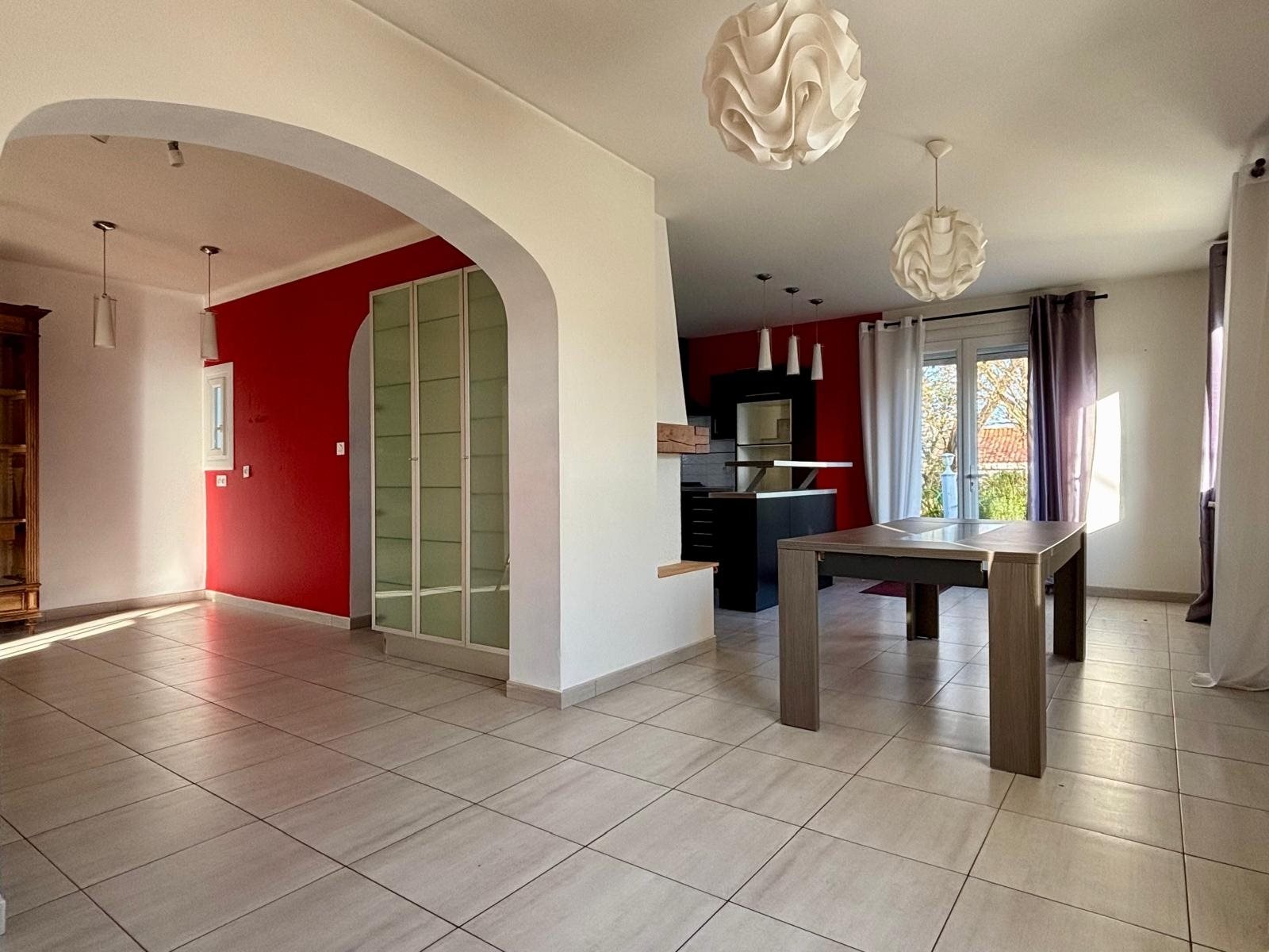 Maison à vendre, 137m², Cugand