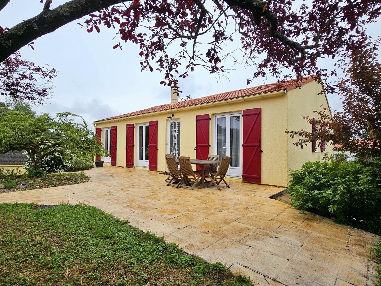 Maison à vendre, 92m², Cugand