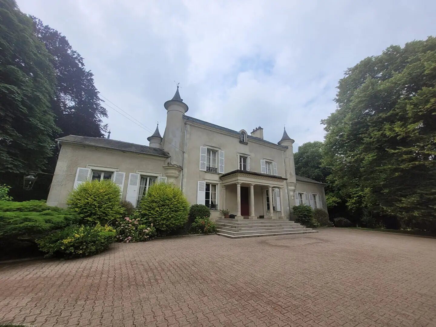 Maison à vendre, 375m², La Ferté-sous-Jouarre