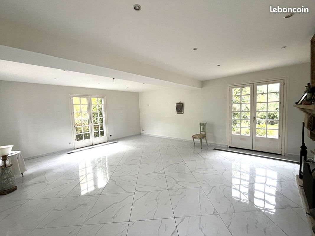 Maison à vendre, 230m², La Ferté-sous-Jouarre