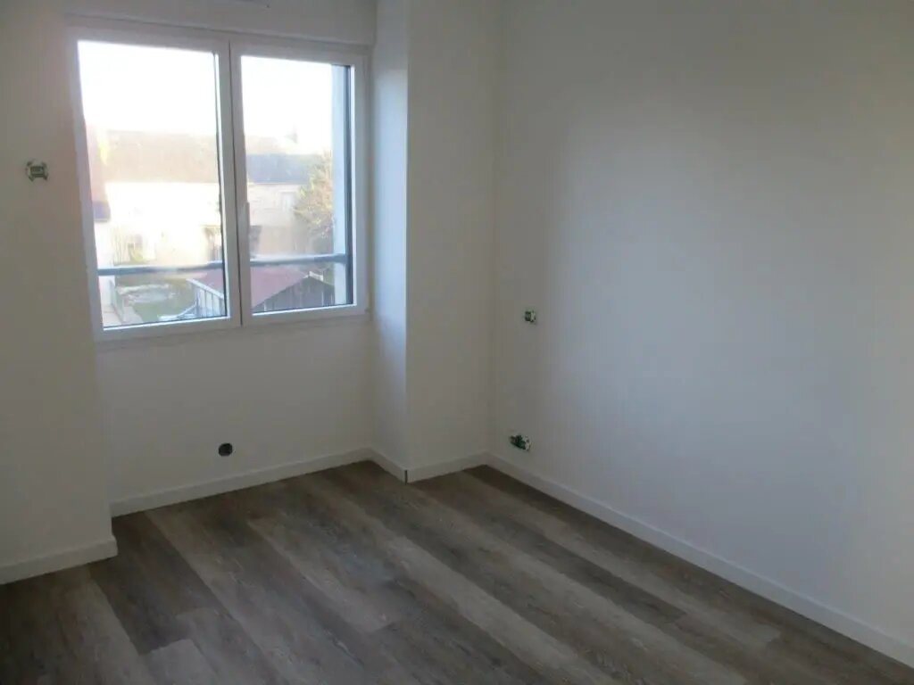 Maison à louer, 63m², Bais