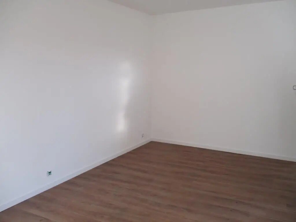 Maison à louer, 63m², Bais
