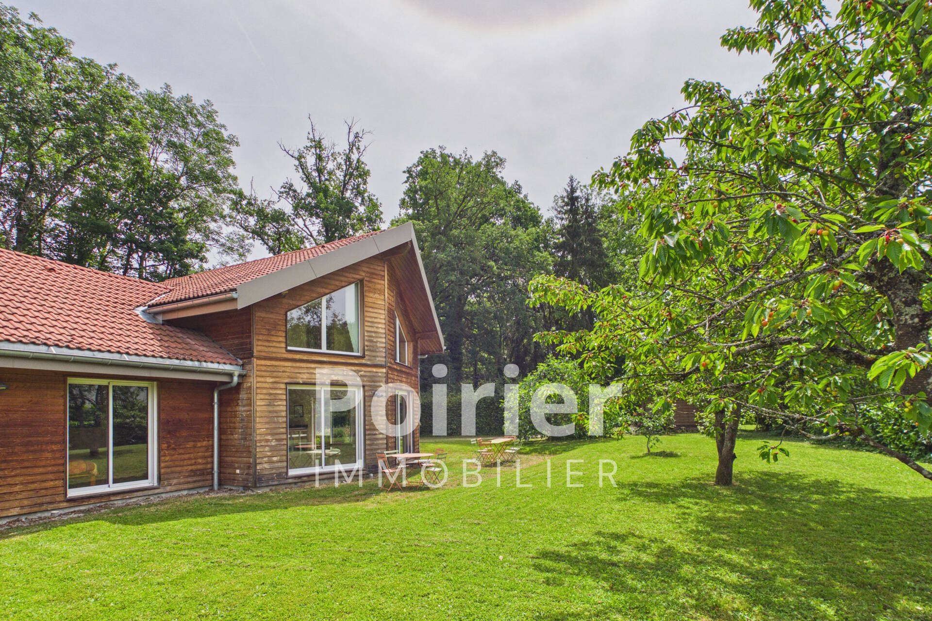 Maison à vendre, 107m², Nernier