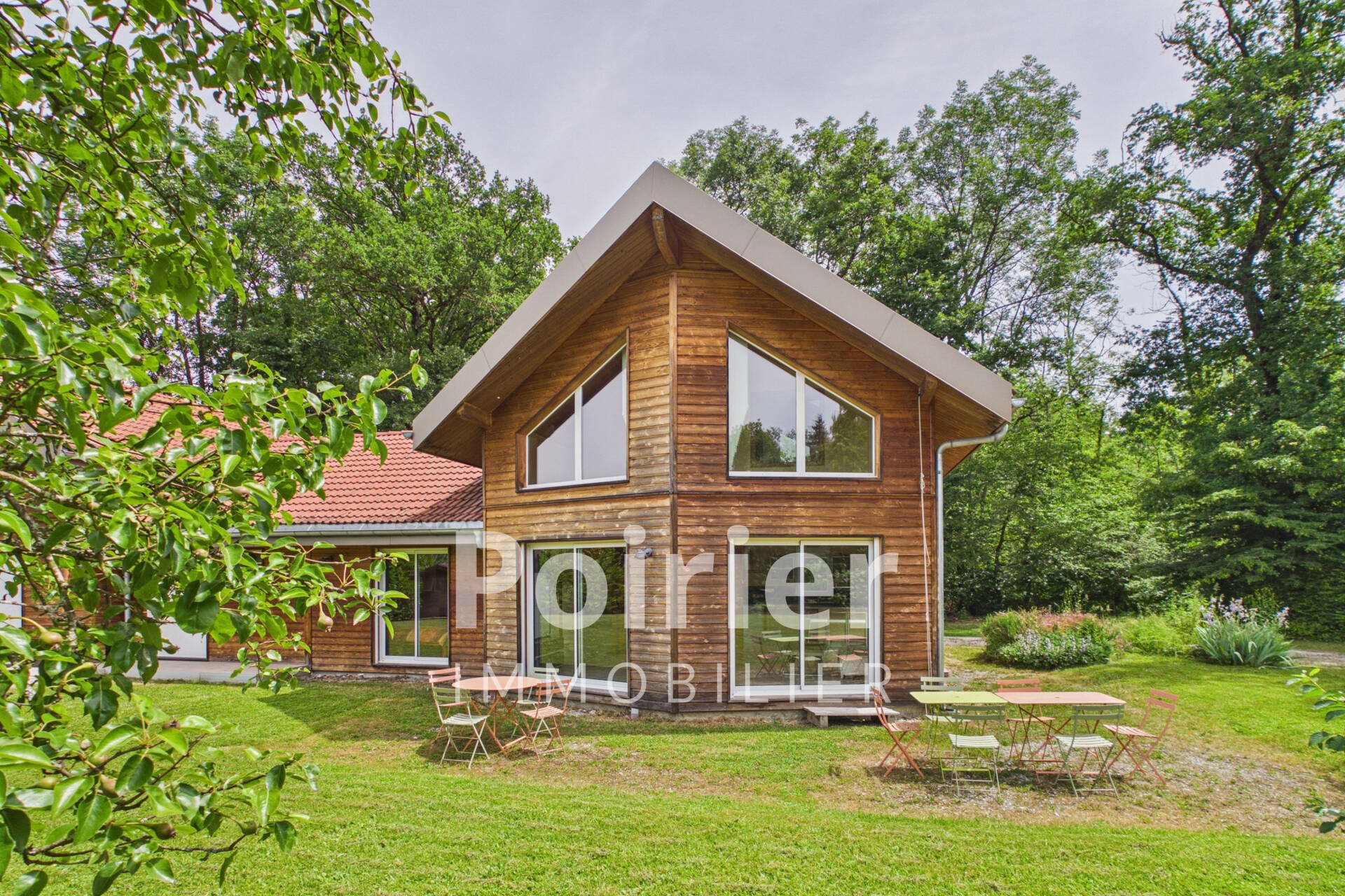 Maison à vendre, 107m², Nernier