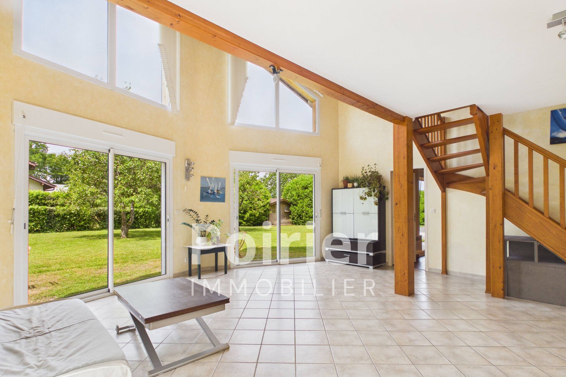 Maison à vendre, 107m², Nernier