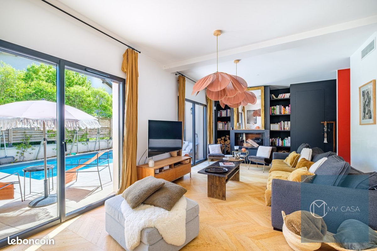 Maison à vendre, 179m², Lissieu