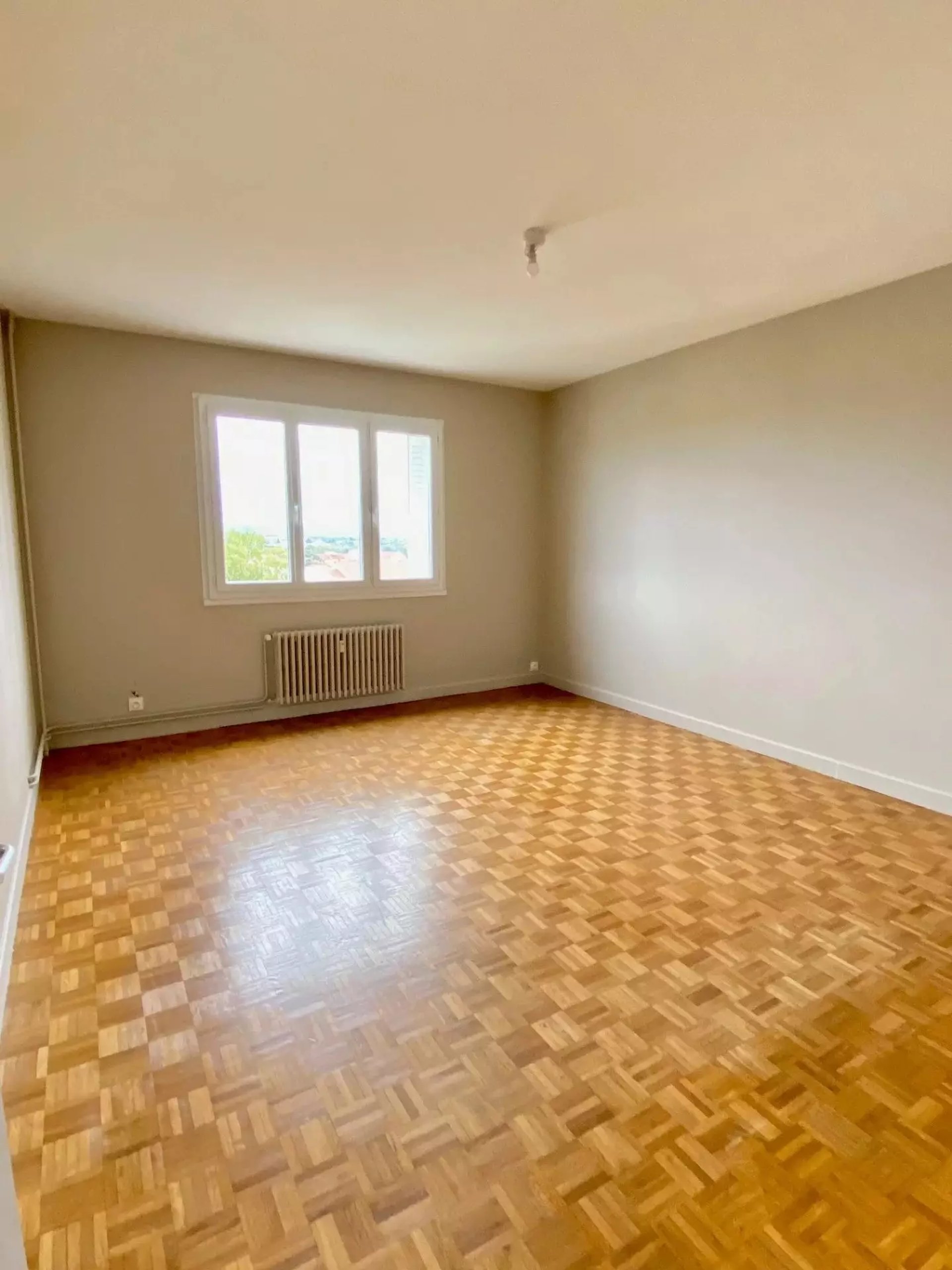 Appartement à louer, 64m², Montceau-les-Mines