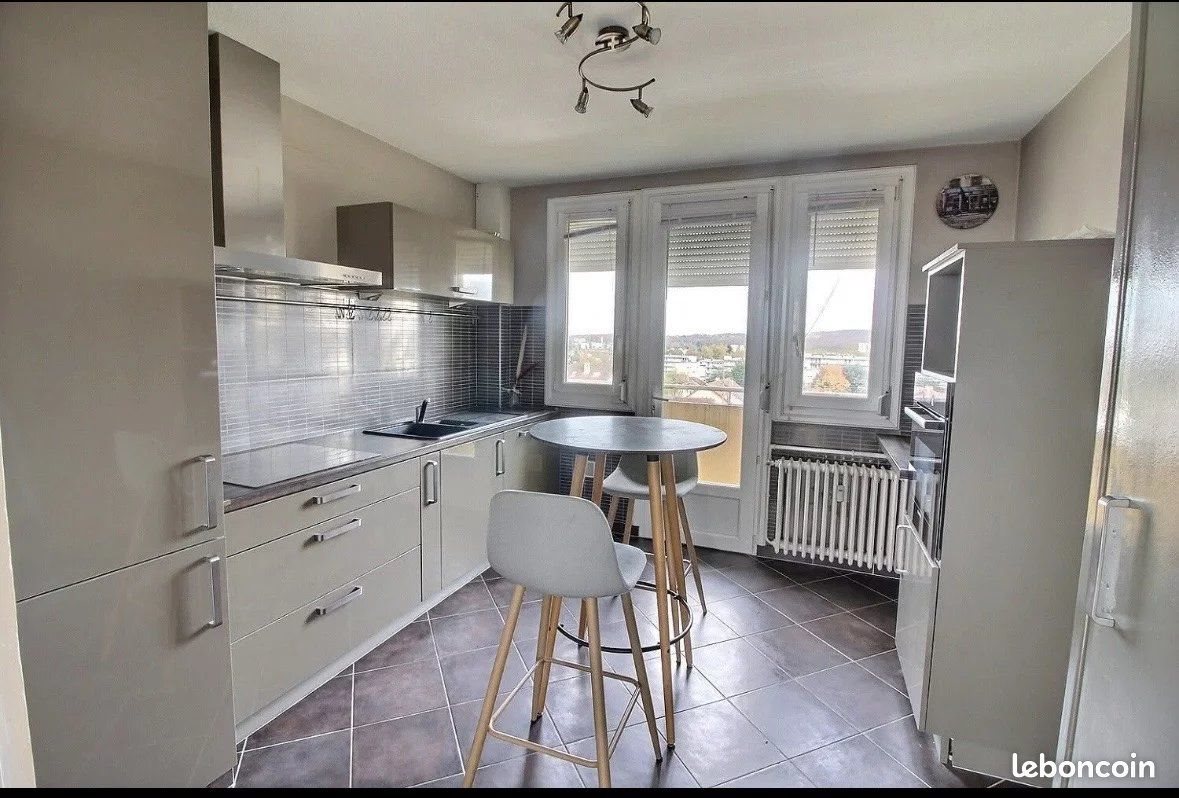 Appartement à vendre, 70m², Montceau-les-Mines