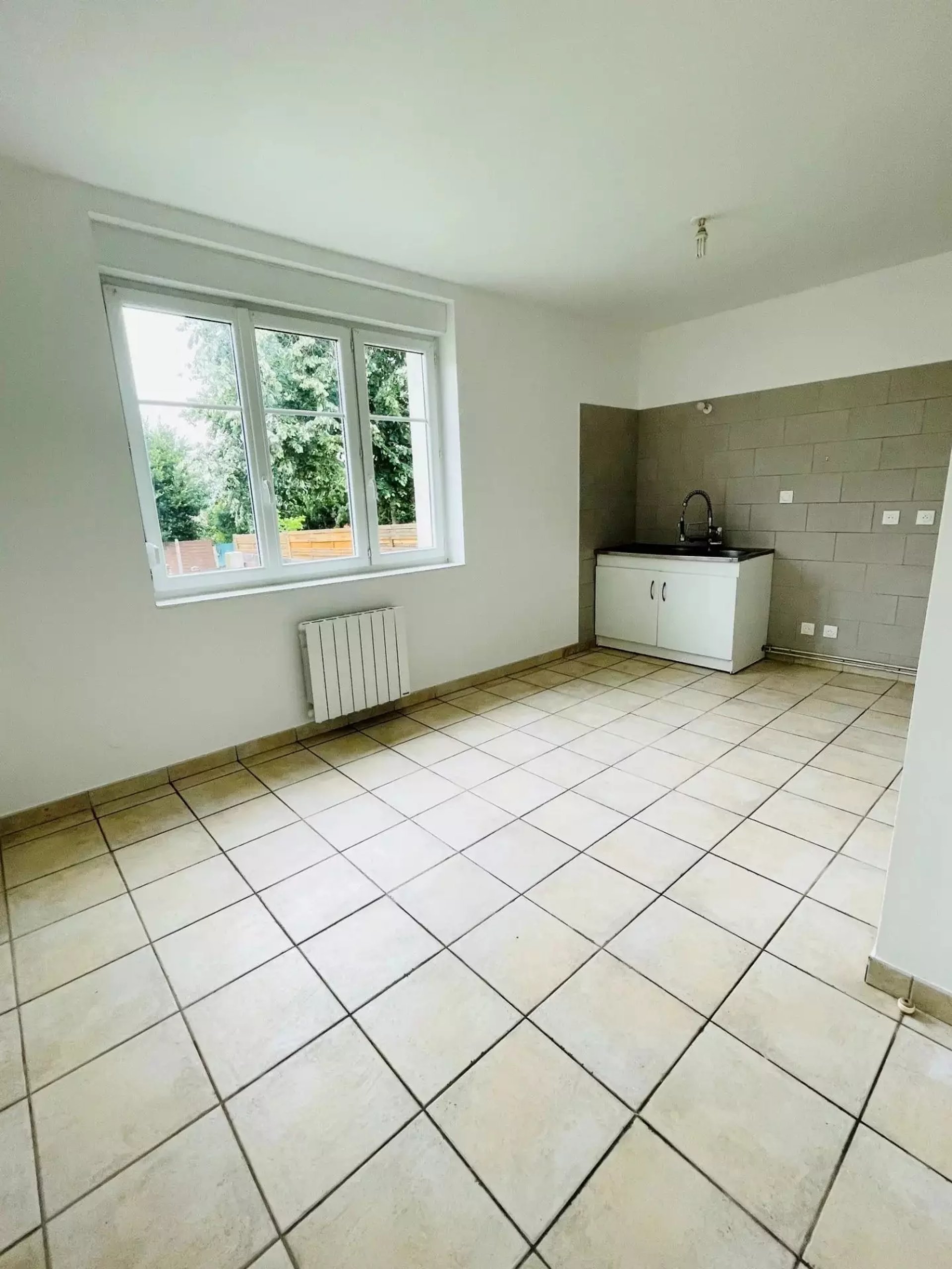 Maison à louer, 55m², Blanzy