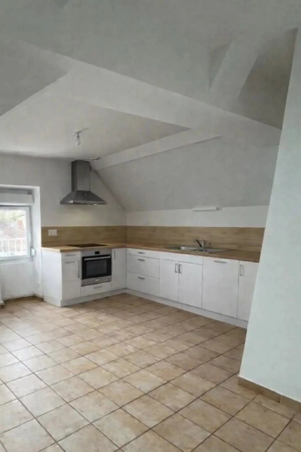 Appartement à louer, 71m², Blanzy