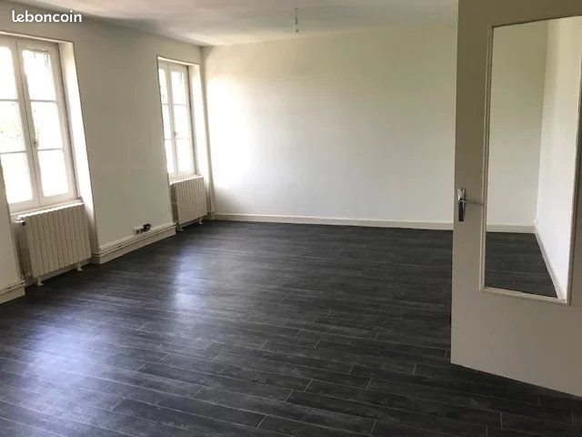 Appartement à louer, 101m², Montceau-les-Mines