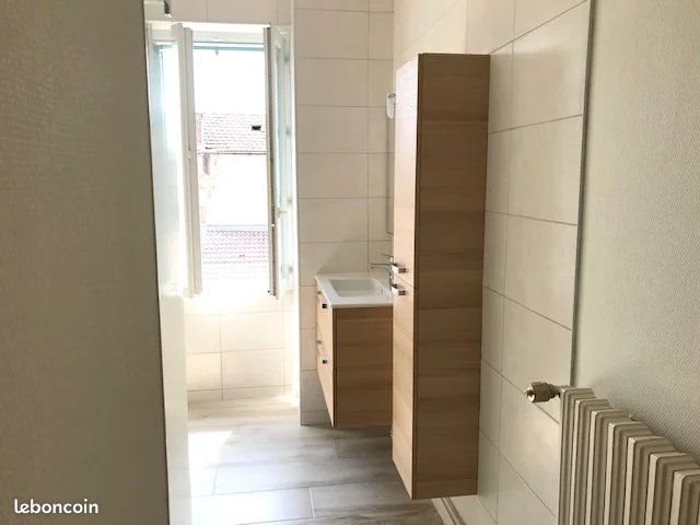 Appartement à louer, 101m², Montceau-les-Mines