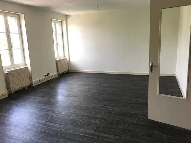 Appartement à louer, 101m², Montceau-les-Mines