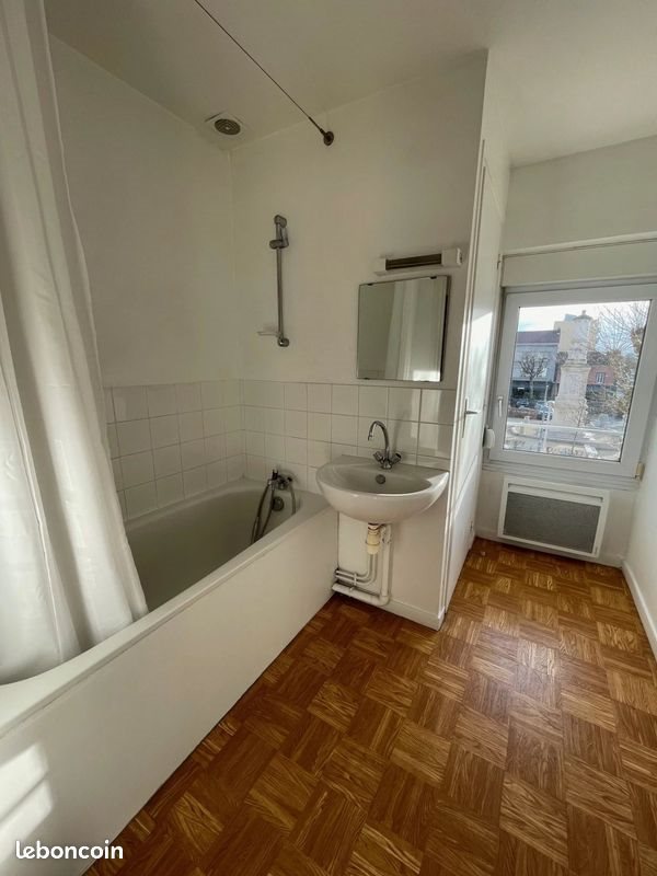Appartement à louer, 24m², Montceau-les-Mines