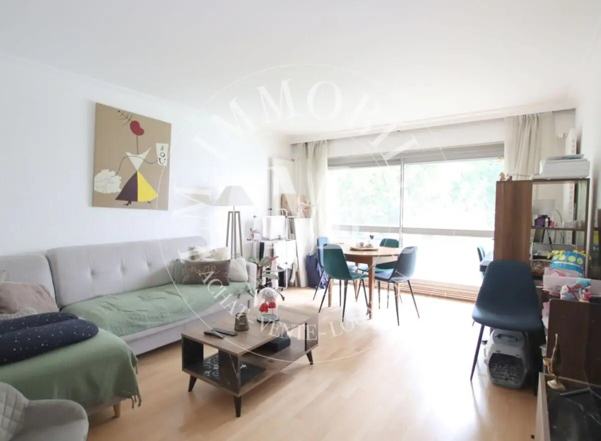 Appartement à louer, 77m², Sèvres