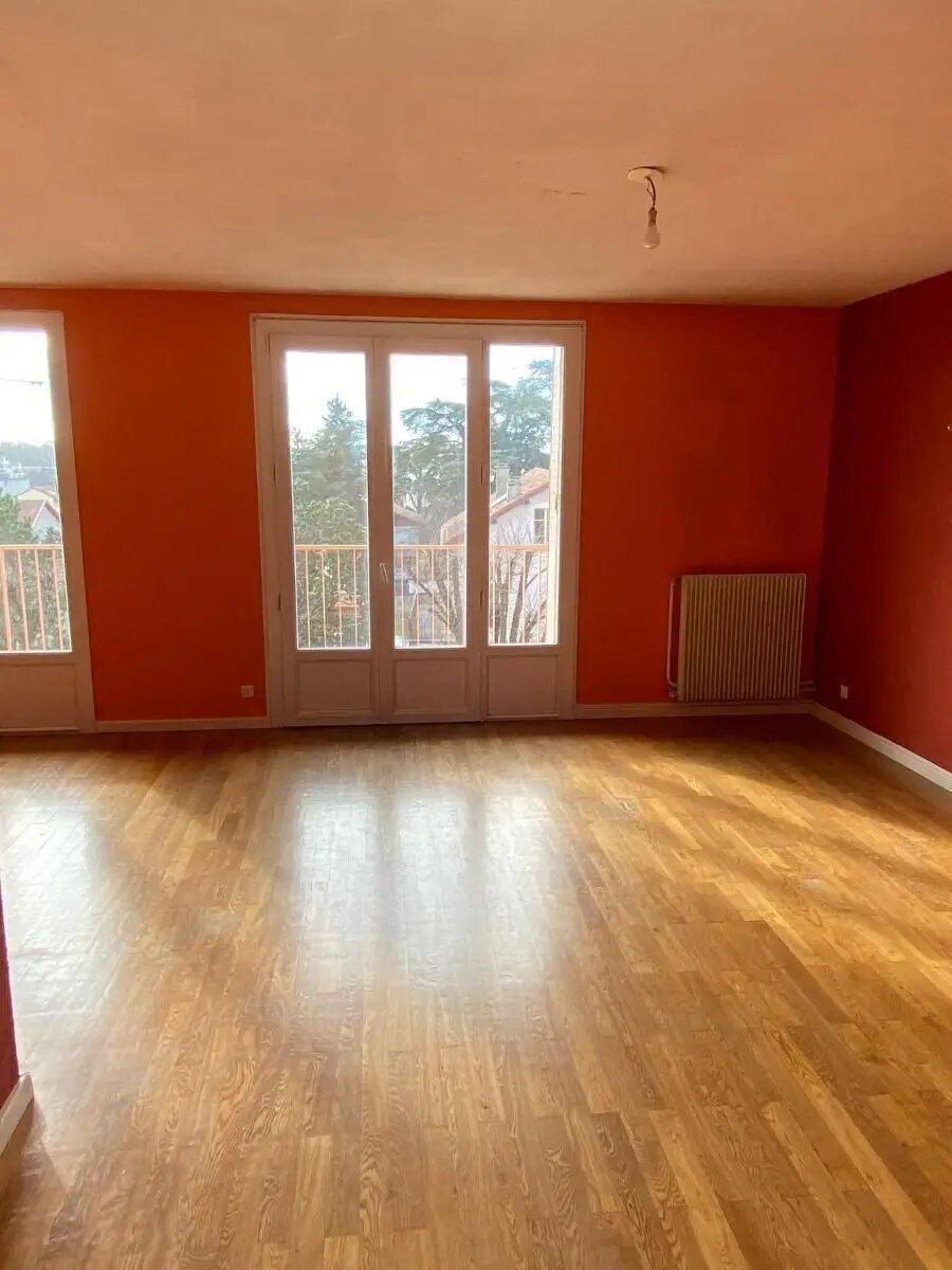 Appartement à louer, 81m², Bron