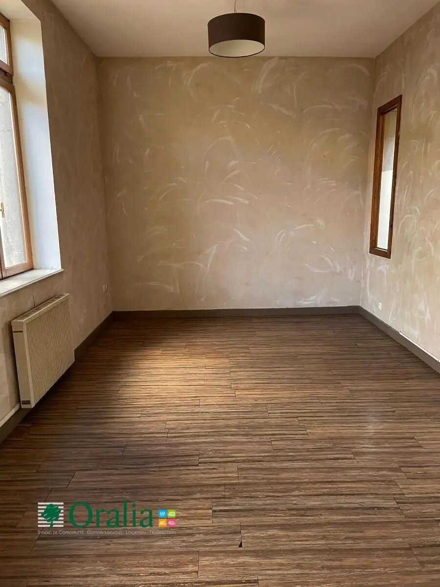 Appartement à louer, 39m², Sain-Bel