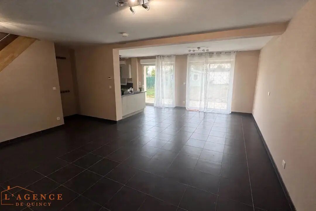 Maison à louer, 114m², Quincy-Voisins