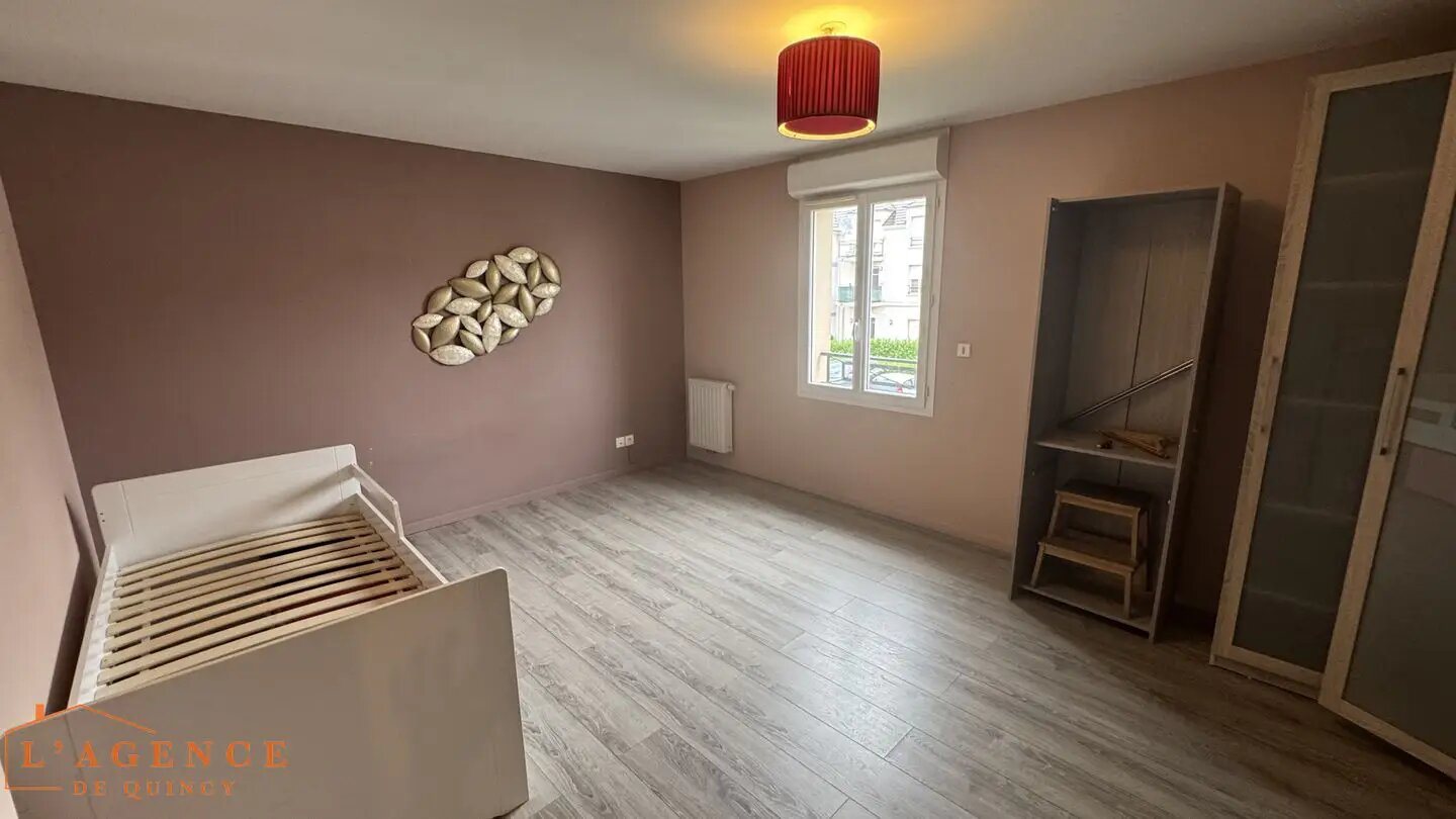Maison à louer, 114m², Quincy-Voisins