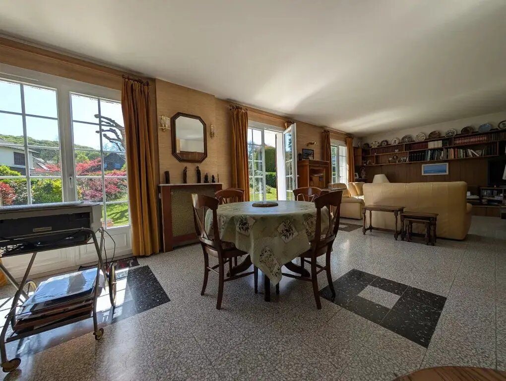 Maison à vendre, 134m², Saint-Rémy-lès-Chevreuse