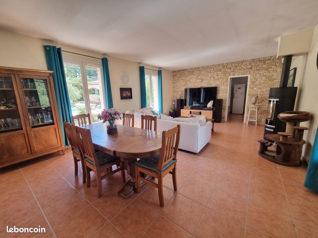 Maison à vendre, 127m², Lauris