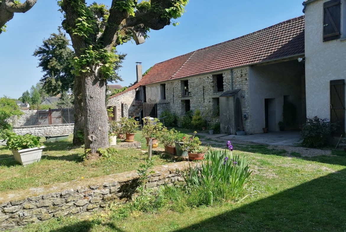 Maison à vendre, 150m², Follainville-Dennemont