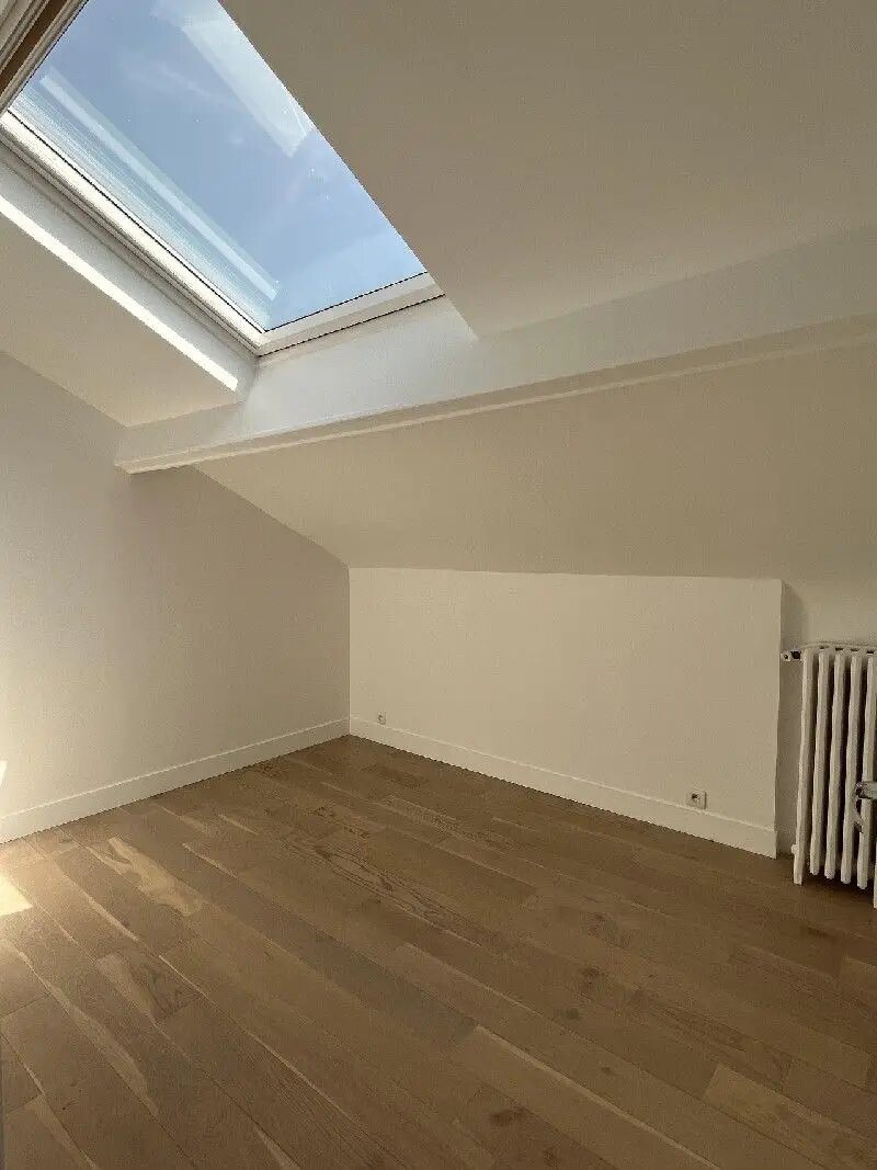 Appartement à louer, 32m², Courbevoie