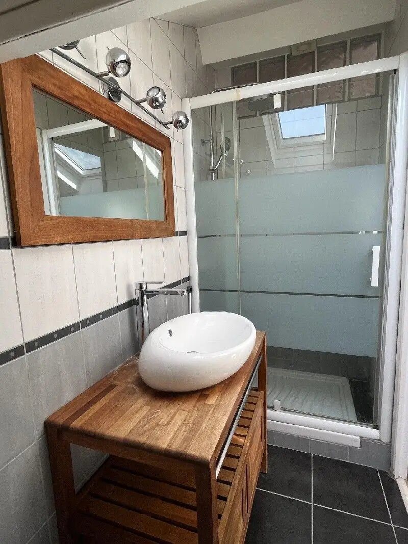 Appartement à louer, 32m², Courbevoie
