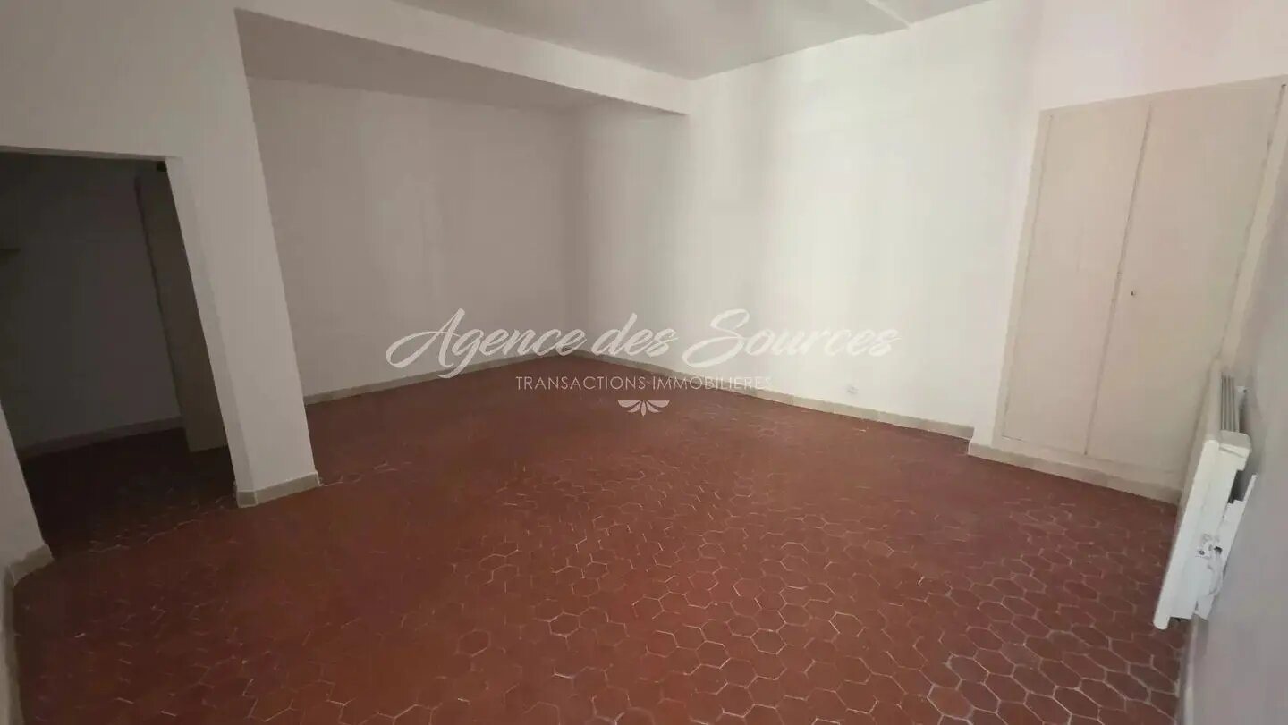 Appartement à louer, 82m², Varages