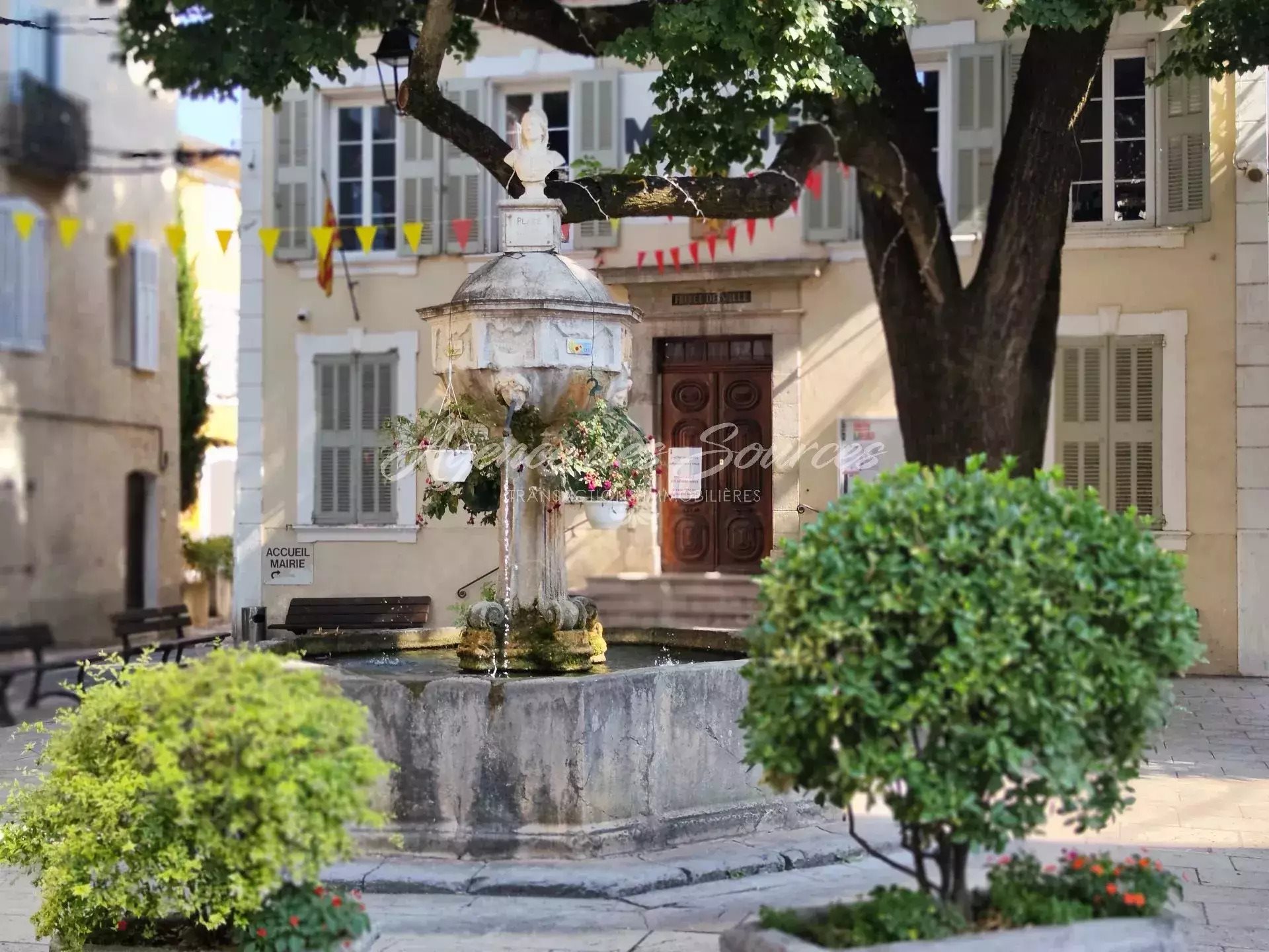Maison à vendre, 281m², Varages