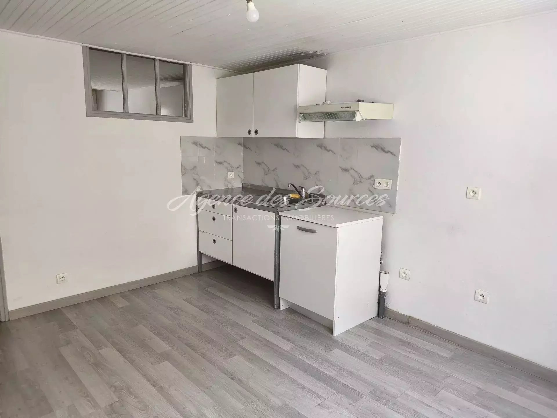 Appartement à louer, 40m², Brue-Auriac