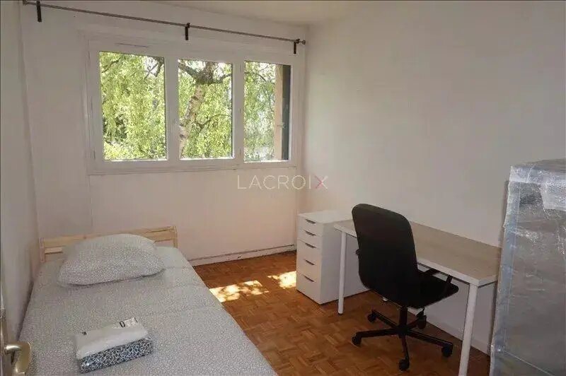 Appartement à louer, 74m², Gentilly