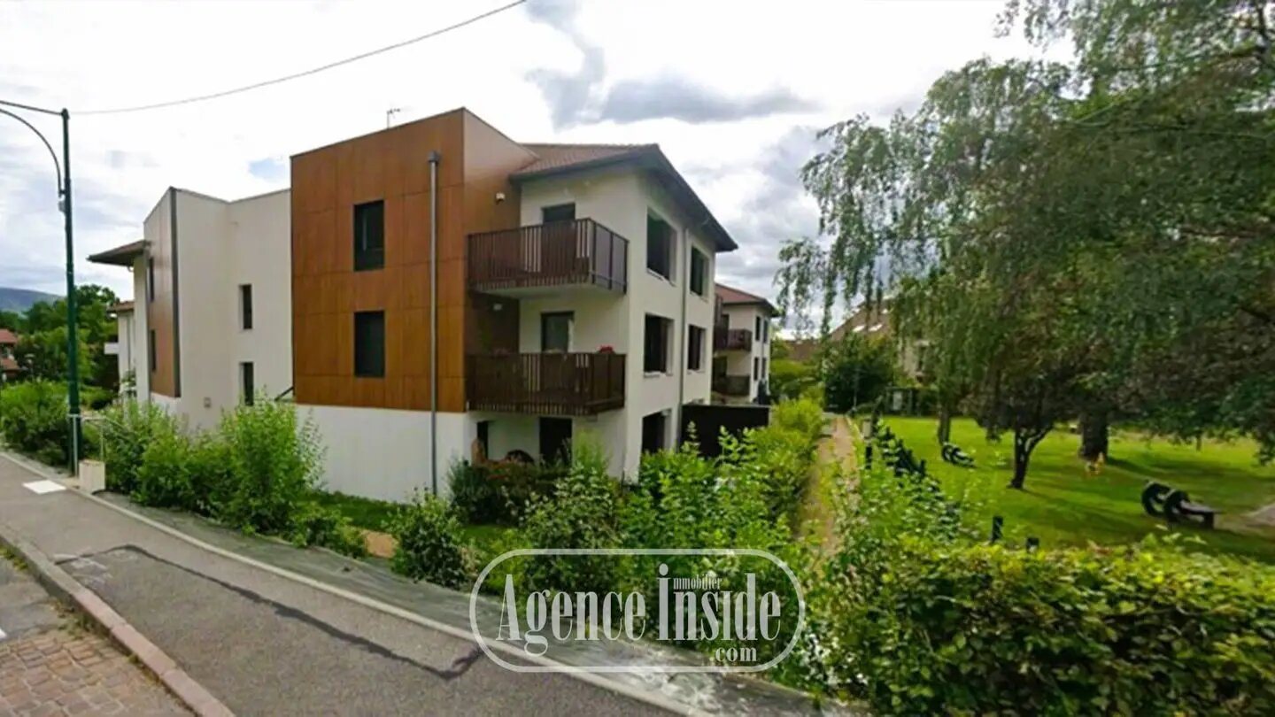 Appartement à louer, 41m², Echenevex