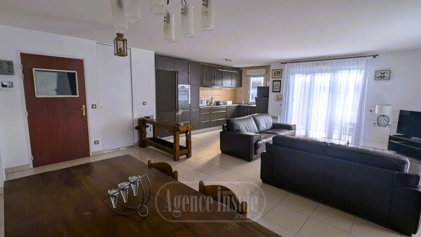 Appartement à louer, 75m², Saint-Genis-Pouilly