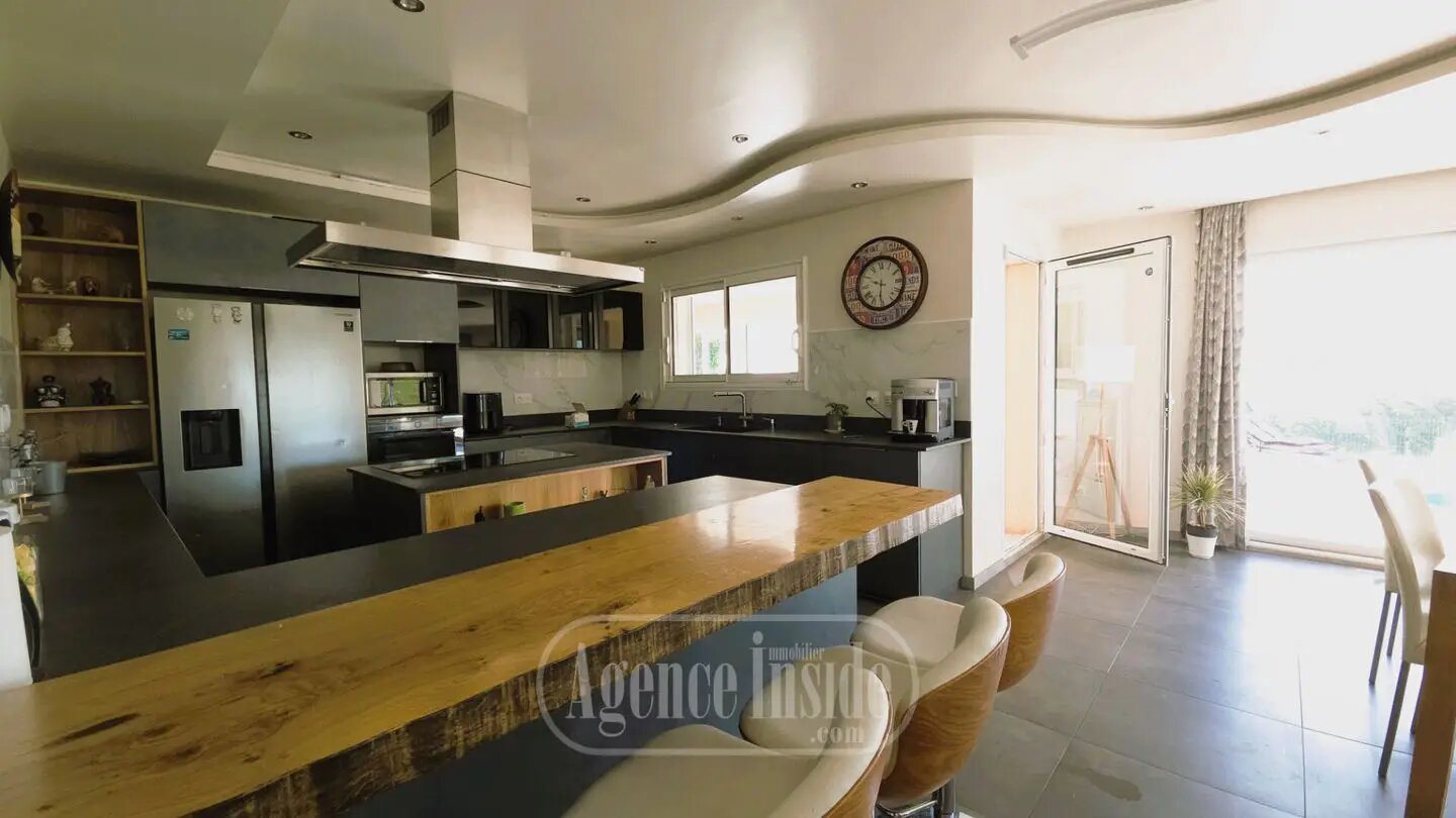 Maison à vendre, 220m², Challex