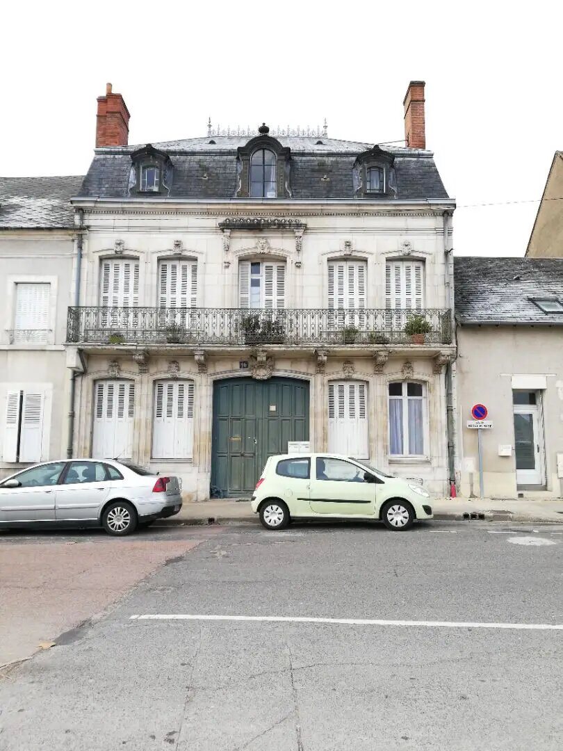 Maison à vendre, 221m², Mehun-sur-Yèvre