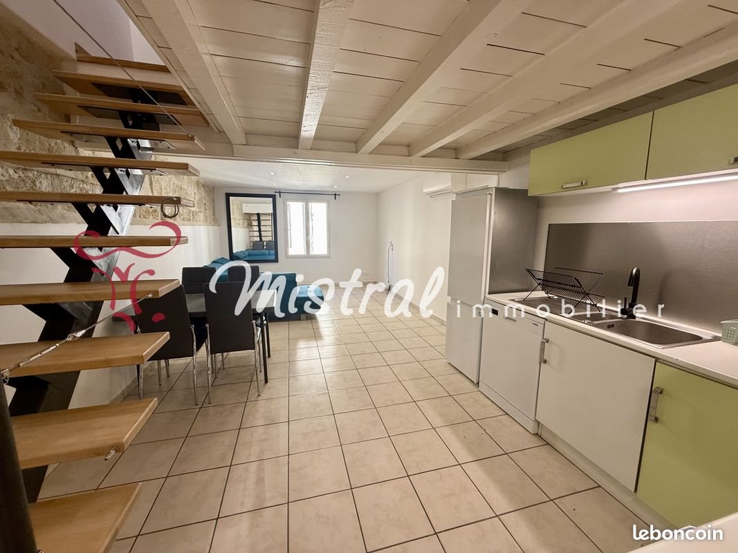 Appartement à louer, 70m², Aigues-Mortes