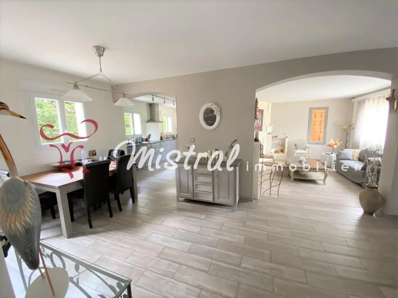 Maison à vendre, 165m², Saint-Laurent-d'Aigouze
