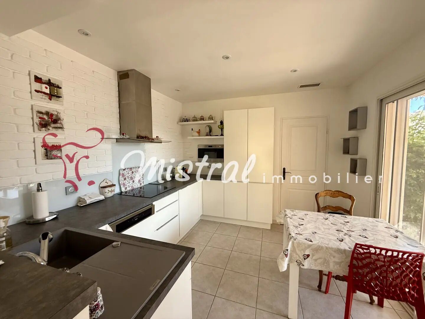 Maison à vendre, 110m², Saint-Laurent-d'Aigouze