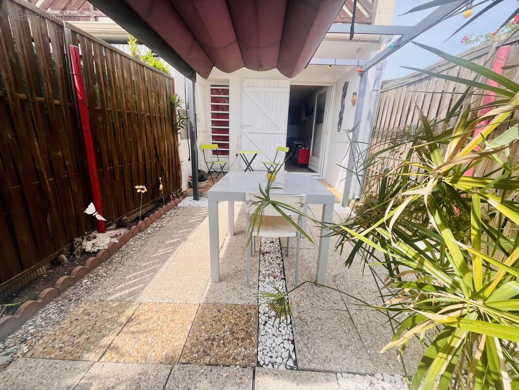 Appartement à vendre, 20m², Aigues-Mortes