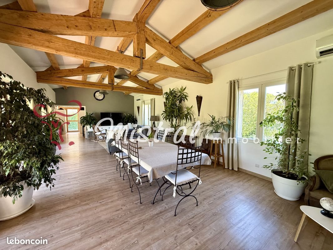Maison à vendre, 197m², Aimargues