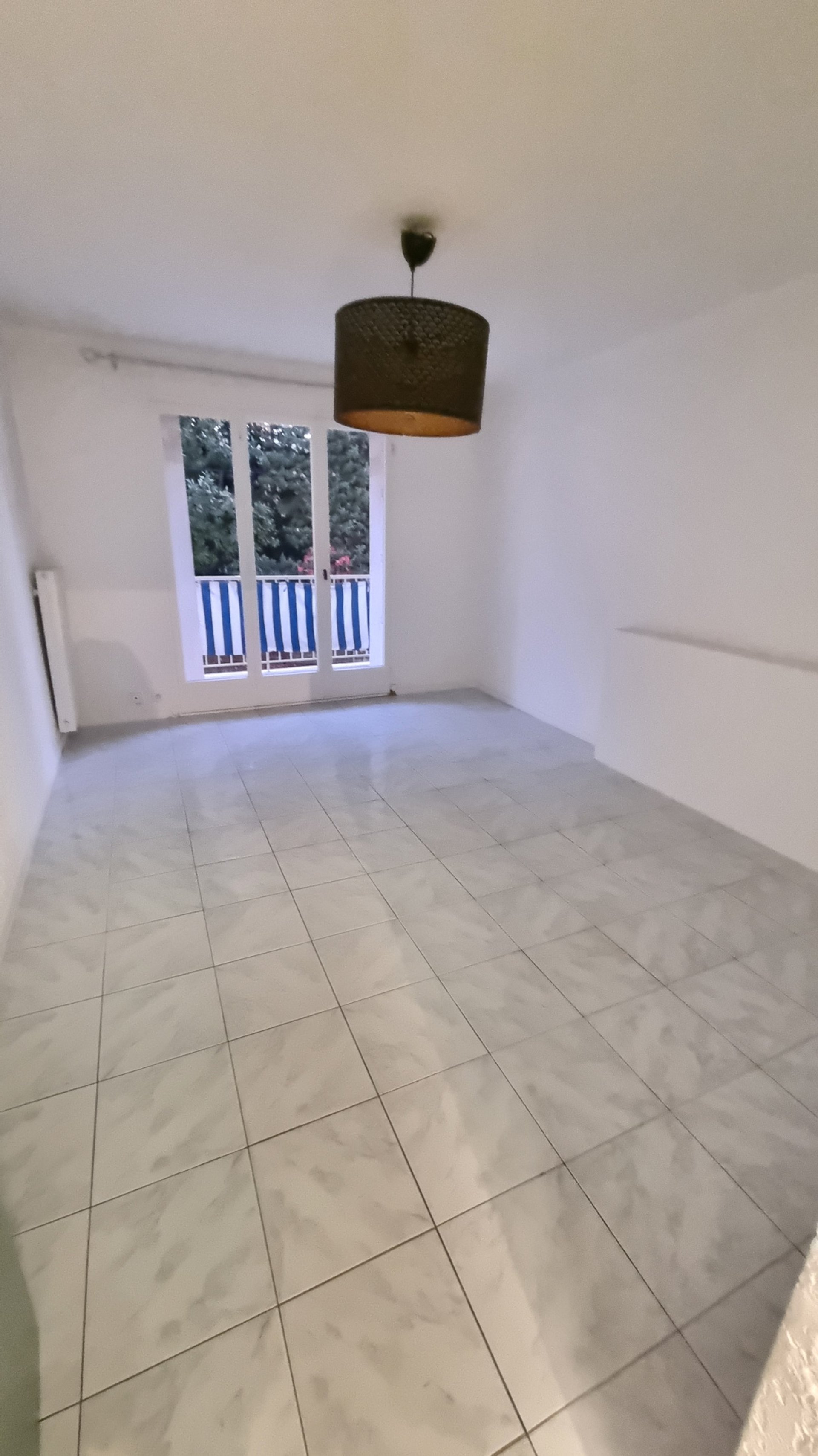 Appartement à louer, 59m², Antibes