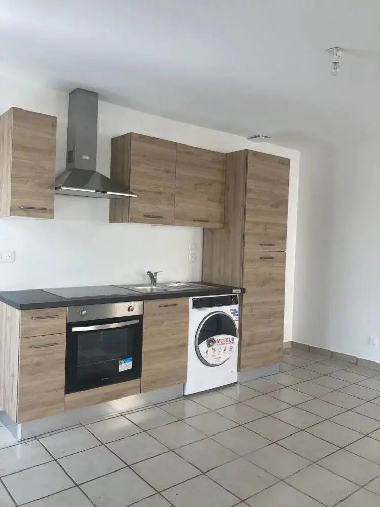 Appartement à louer, 28m², Cébazat