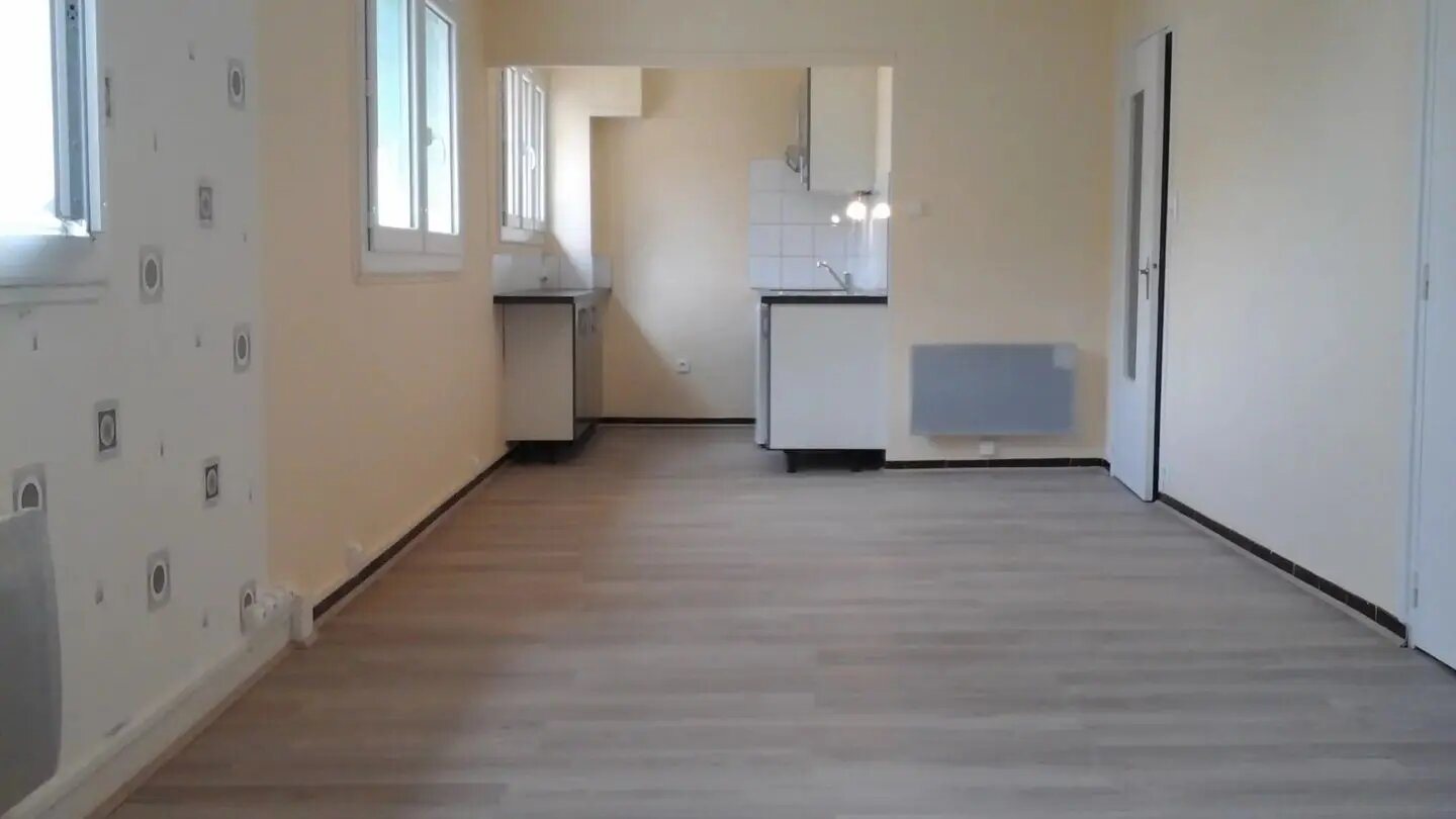 Appartement à louer, 41m², Sayat
