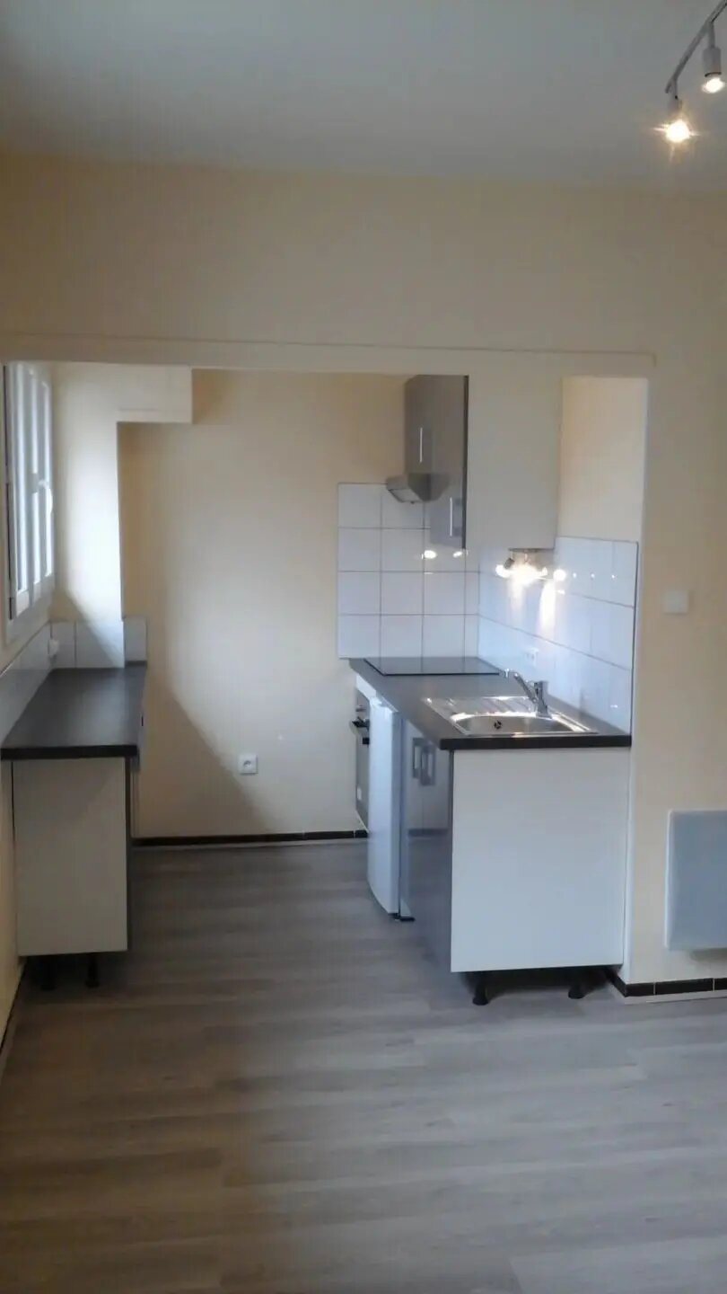 Appartement à louer, 41m², Sayat