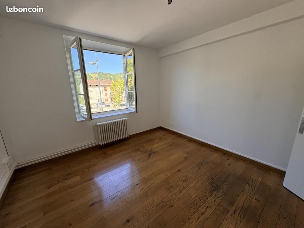 Appartement à louer, 78m², Saint-Jean-en-Royans